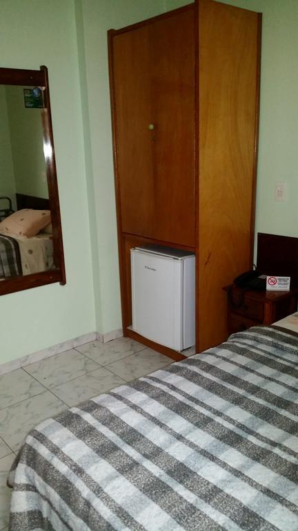מנאוס Krystal Hotel חדר תמונה